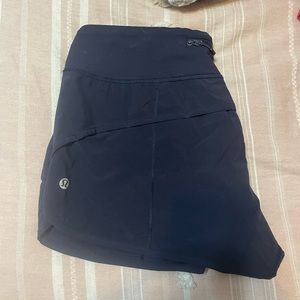 navy blue lululemon speed up shorts